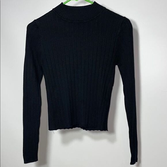 Forever 21 Black cropped Ribbed Knit Women's Top - Picture 1 of 7